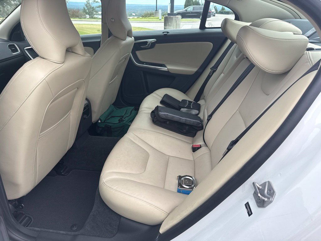 Used 2017 Volvo S60 T5 Inscription FWD image 7