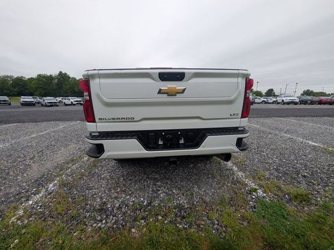 Used 2024 Chevrolet Silverado 2500 LTZ w/ LTZ Plus Package AWD/4WD image 5
