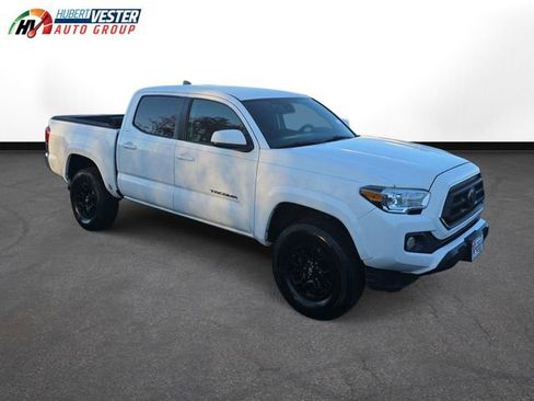 Used 2020 Toyota Tacoma SR5 image 4