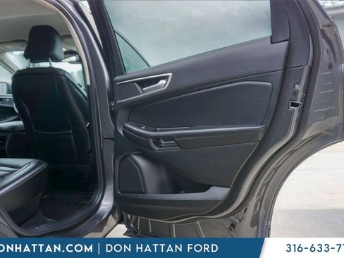 Used 2022 Ford Edge SEL w/ Convenience Package image 23