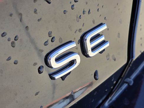 New 2026 Volkswagen Jetta SE image 8