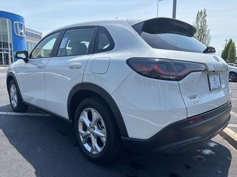 Used 2024 Honda HR-V LX image 8