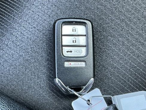 Used 2019 Honda Accord Sport image 18