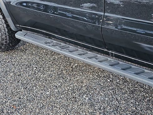 Certified 2024 Chevrolet Silverado 1500 ZR2 w/ Technology Package image 25