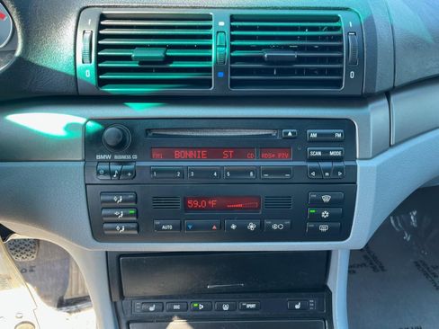 Used 2002 BMW M3 Coupe image 24