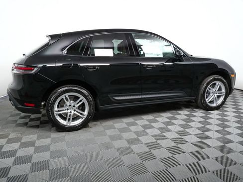 Certified 2026 Porsche Macan AWD/4WD image 29