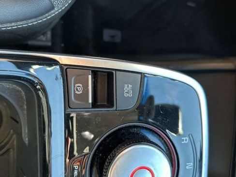 Used 2019 Kia Niro EX w/ Cold Weather Package 2.0 image 35