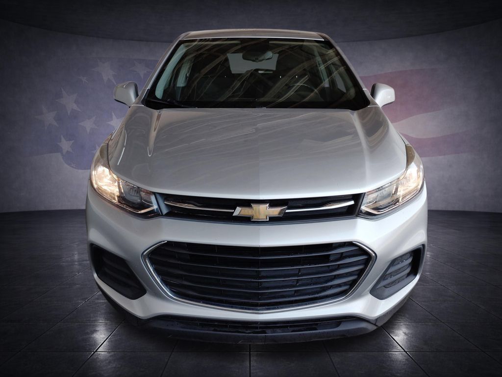 Used 2018 Chevrolet Trax LS AWD/4WD image 8