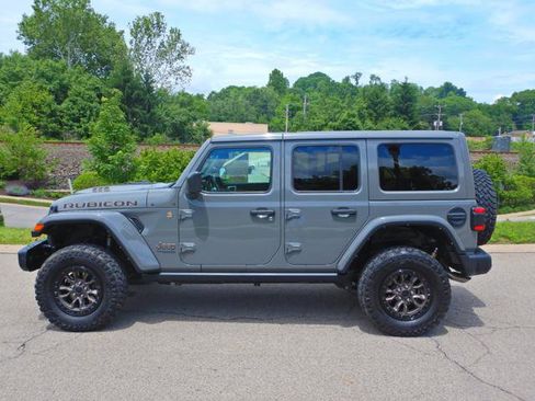 Used 2021 Jeep Wrangler Unlimited Rubicon w/ Trailer Tow Package AWD/4WD image 13