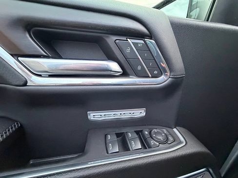 Used 2024 GMC Sierra 1500 Denali w/ Technology Package AWD/4WD image 39