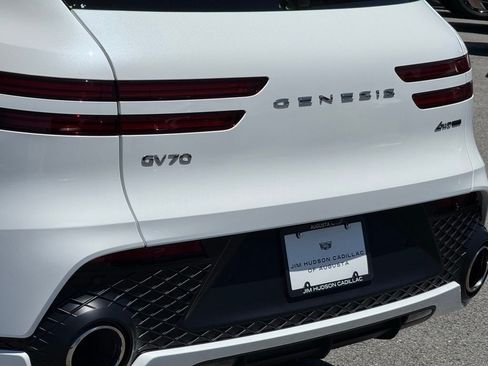 Used 2025 Genesis GV70 3.5T Sport AWD/4WD image 10