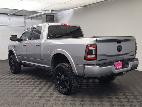 Used 2022 RAM 2500 Laramie w/ Night Edition image 3