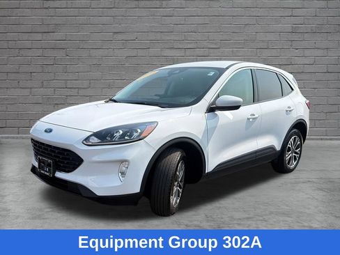Used 2022 Ford Escape SEL AWD/4WD image 3