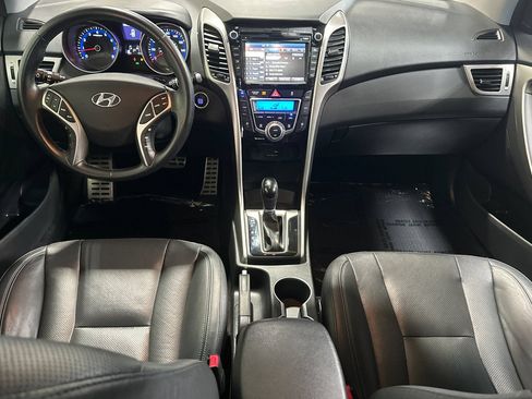 Used 2016 Hyundai Elantra GT w/ Option Group 03 FWD image 3