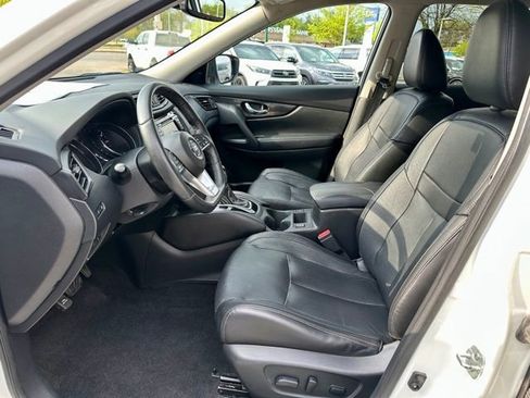 Used 2018 Nissan Rogue SL FWD image 13