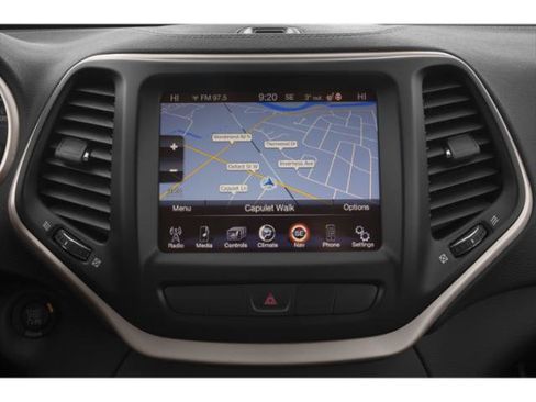 Used 2015 Jeep Cherokee Limited w/ Luxury Group AWD/4WD image 24
