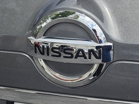 Used 2017 Nissan Rogue S FWD image 27