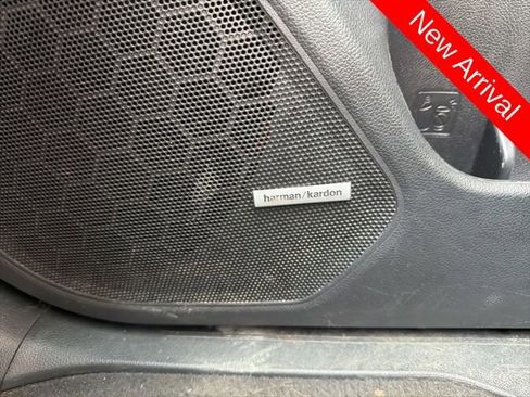 Used 2019 Subaru Outback 3.6R Limited image 19