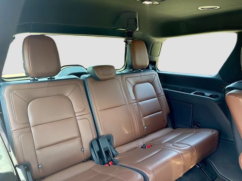Used 2023 Lincoln Navigator Reserve AWD/4WD image 29