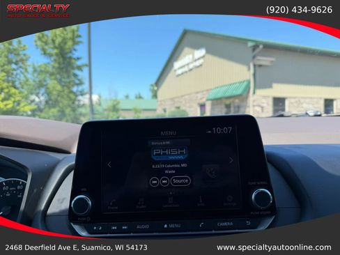 Used 2023 Nissan Rogue SV AWD/4WD image 23