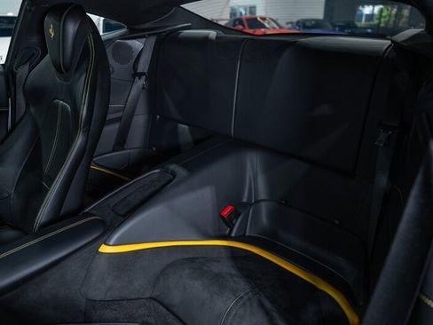 Used 2021 Ferrari Roma RWD image 22