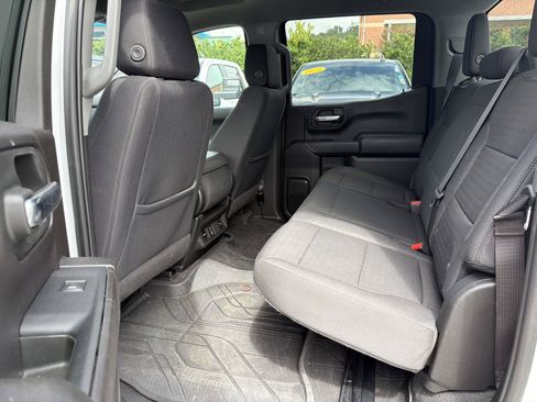 Used 2024 Chevrolet Silverado 1500 Custom RWD image 8