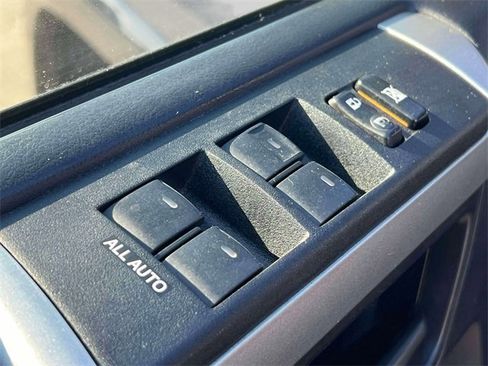 Used 2012 Toyota 4Runner Limited image 21