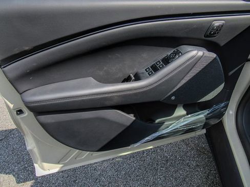 New 2025 Ford Mustang Mach-E Premium image 7