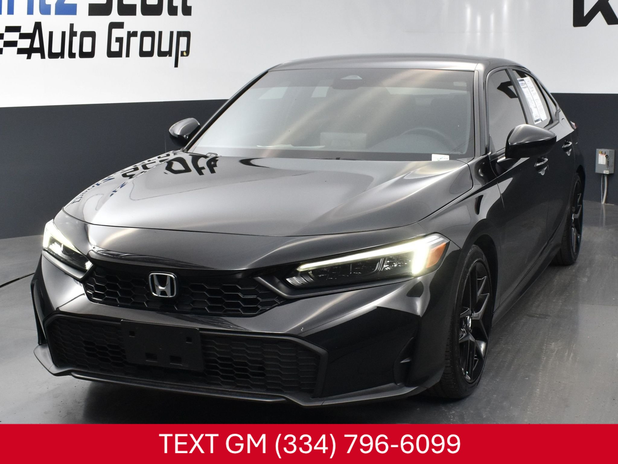 Used 2025 Honda Civic Sport image 1