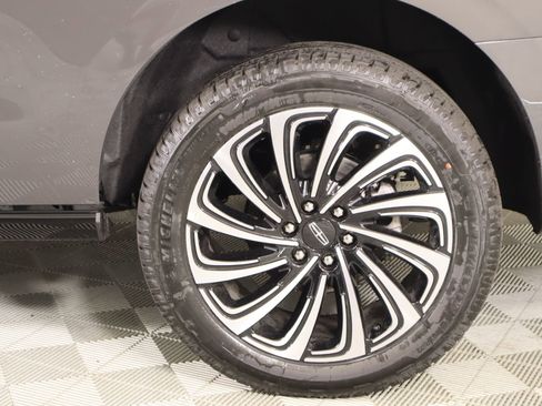 New 2026 Lincoln Navigator Black Label image 21