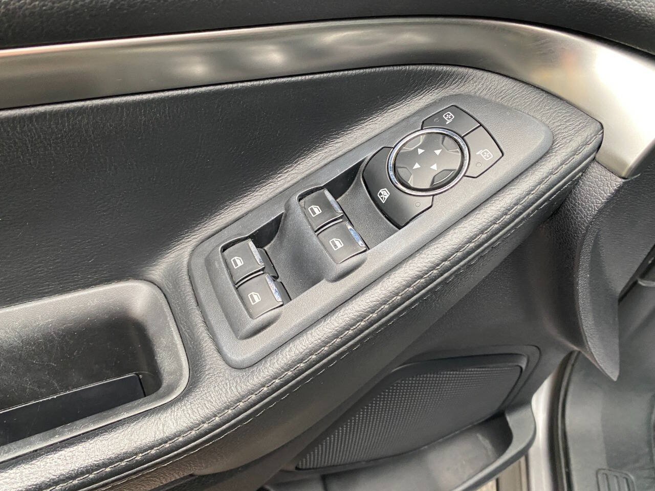 Used 2019 Ford Explorer 4WD Police Interceptor w/ Ready For The Road Package image 12