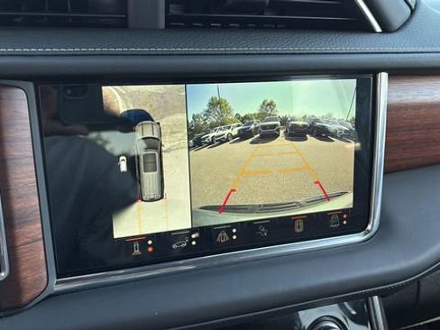 Used 2023 GMC Yukon Denali Ultimate AWD/4WD image 27