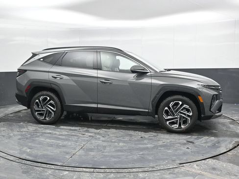 New 2026 Hyundai Tucson Limited AWD/4WD image 3
