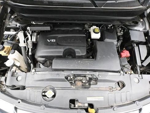 Used 2017 Nissan Pathfinder S image 46