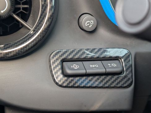 Used 2018 Chevrolet Camaro SS w/ LPO, Ground Effects Package RWD image 25