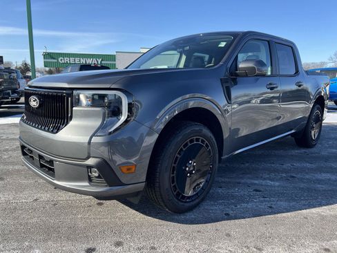 New 2025 Ford Maverick Lobo image 11