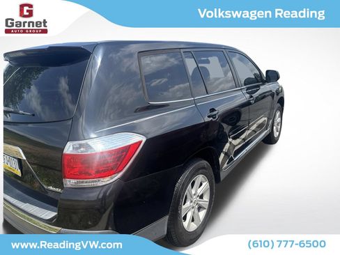 Used 2013 Toyota Highlander 4WD w/ Cold Weather Pkg image 4