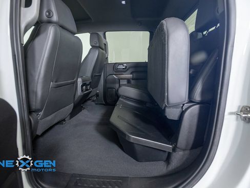 Used 2022 GMC Sierra 3500 Denali w/ Technology Package AWD/4WD image 31