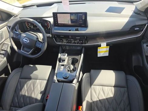 New 2026 Nissan Rogue Platinum w/ Platinum Premium Package image 19