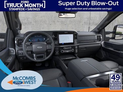 New 2025 Ford F250 Platinum w/ FX4 Off-Road Package image 9