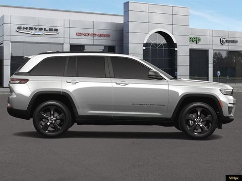 New 2025 Jeep Grand Cherokee Limited w/ Black Appearance Package AWD/4WD image 9