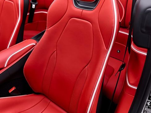 Used 2022 Ferrari Portofino M RWD image 60