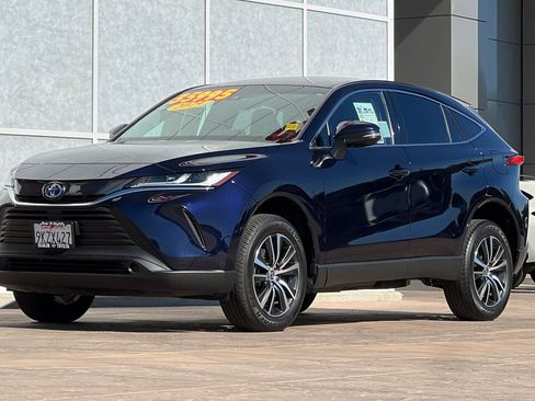 Certified 2024 Toyota Venza LE image 10