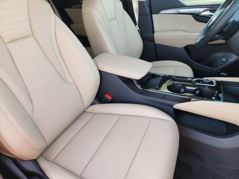 New 2025 Buick Envision Preferred image 10