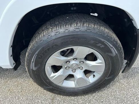 Used 2025 RAM 1500 Big Horn image 33