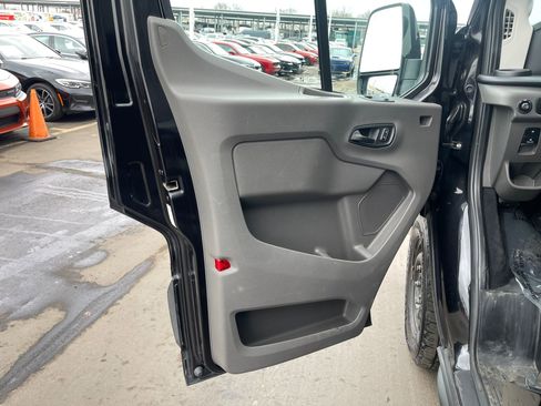 Used 2022 Ford Transit 350 XLT image 13