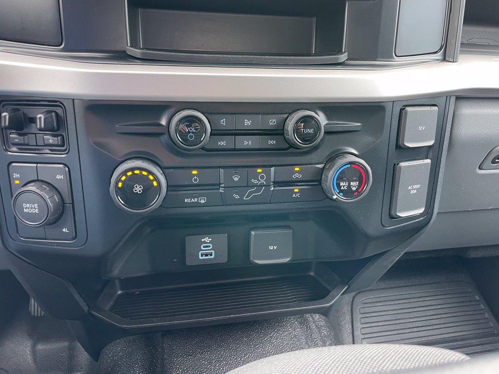 Used 2024 Ford F350 XL AWD/4WD image 13