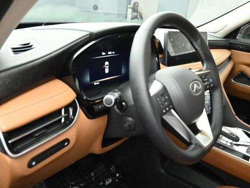 Certified 2025 INFINITI QX60 Sensory image 19