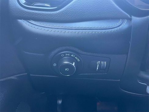 Used 2021 Dodge Durango SXT image 19