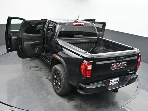Used 2025 GMC Canyon Elevation image 82